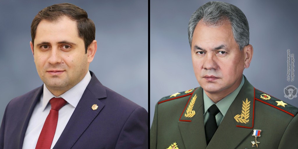 Делегация во главе с министром обороны Армении отбыла в РФ