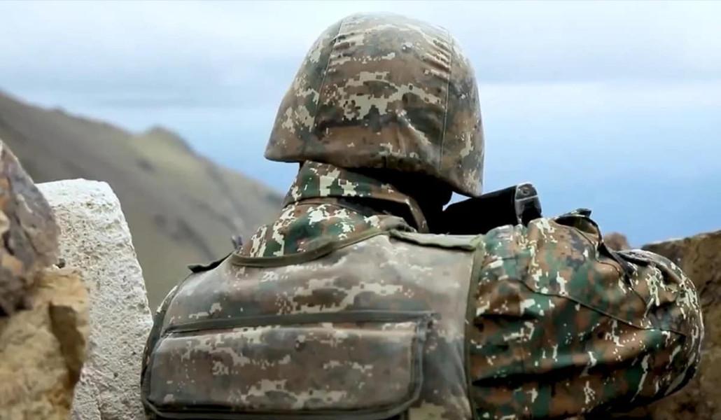 В результате выстрела ВС Азербайджана ранен военнослужащий: МО РА