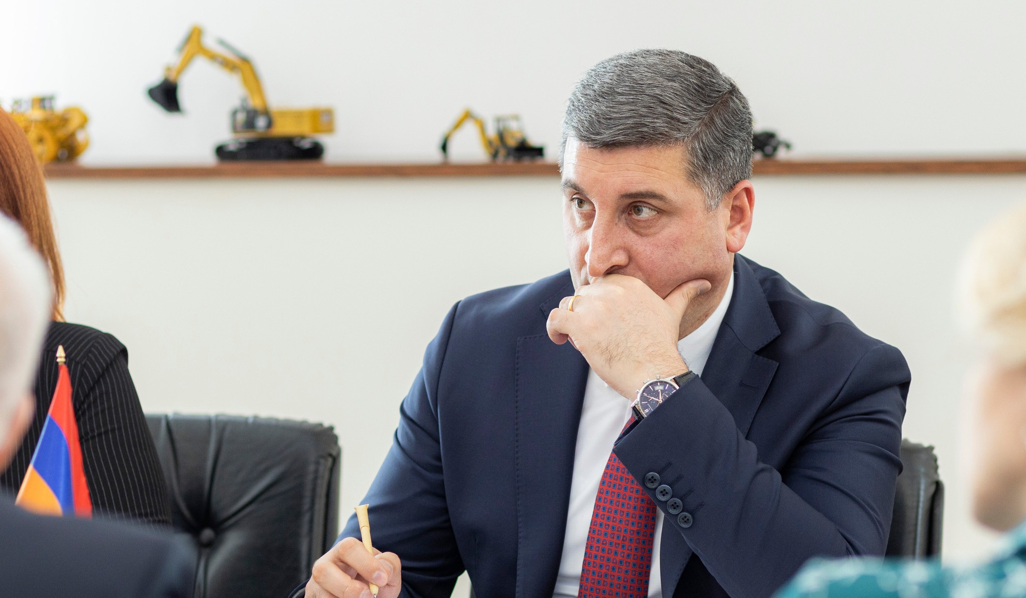 Սանոսյանն ու ՌԴ դեսպանը քննարկել են Հայկական ԱԷԿ-ի երկրորդ էներգաբլոկի շահագործման ժամկետի երկարաձգման աշխատանքների վերաբերյալ հարցեր