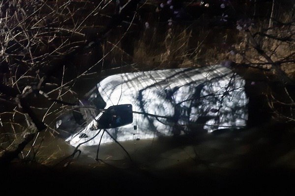 Երևան-Մեղրի ճանապարհին  «Ford»-ը դուրս է եկել ճանապարհի երթևեկելի հատվածից և հայտնվել Արփա գետում․ կա տուժած