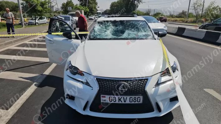 «Lexus»-ը վրաերթի է ենթարկել հետիոտնի, բժիշկներն արձանագրել են վերջինիս մահը
