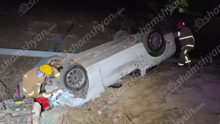 Մեծամորում բախվել են «Toyota»-ն և «Ford Mustang»-ը․ կա 1 զոհ․ 4 վիրավորներց մեկը հղի կին է