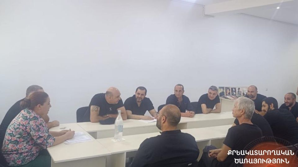 «Արմավիր» ՔԿՀ-ում իրականացվել է ազատազրկված անձանց իրավագիտակցության բարձրացմանը նպաստող քննարկում