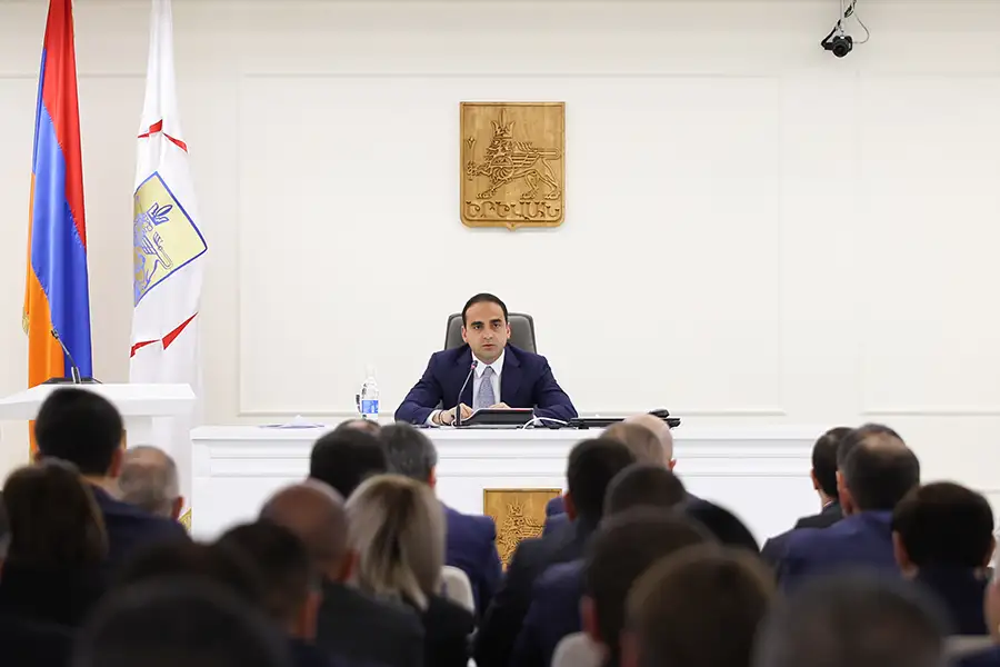 Ավելորդ ծախսը հիմա կտեսնեք՝ որն է. քաղաքապետը զգուշացրել է անբարեխիղճ կառուցապատողներին