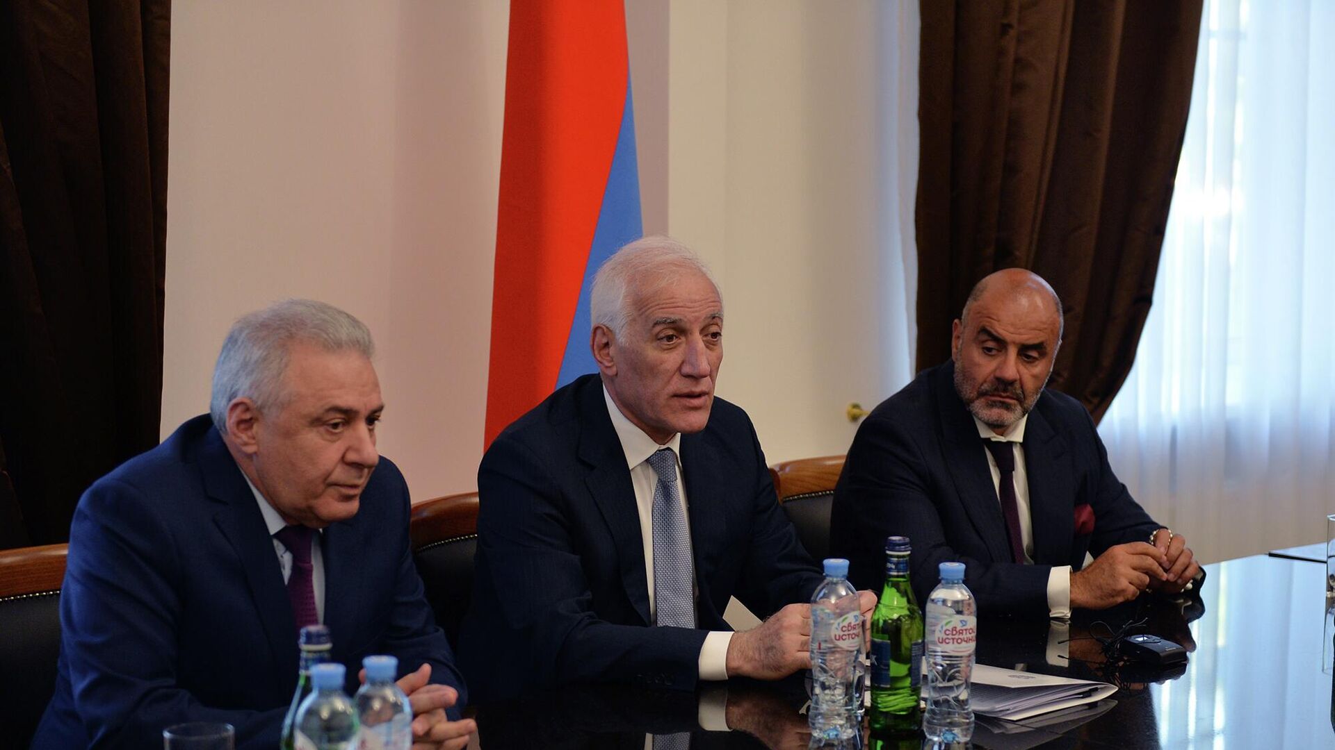 Российские миротворцы признали, что не выполнили своих обязательств: Президент Армении Ваагн Хачатурян