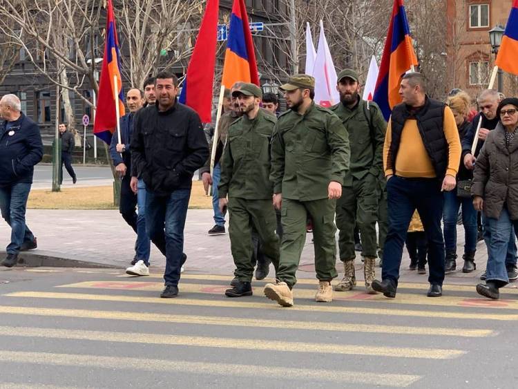 Երկու անձ ձերբակալվել է. Մանրամասներ՝ «Հեղափոխության պահապաններ» խմբի անդամի մասնակցությամբ ծեծկռտուքից