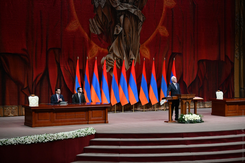 Վահագն Խաչատուրյանի ելույթը ՀՀ Ազգային ժողովի հատուկ նիստում  Հայաստանի Հանրապետության նախագահի պաշտոնը ստանձնելիս