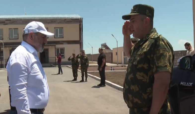 Փաշինյանը Խնձորեսկում այցելել է ԱԱԾ Սահմանապահ ուղեկալ (տեսանյութ)