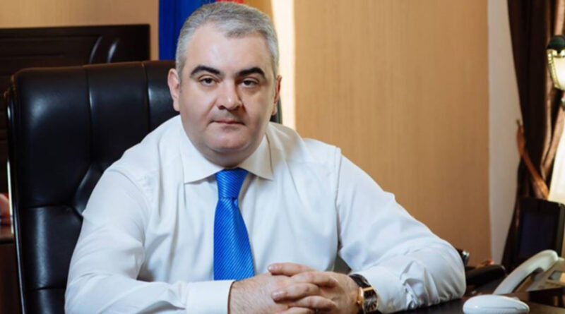 Ձերբակալվել է Պետգույքի կառավարման վարչության նախկին պետ, ՀՀԿ անդամ Արման Սահակյանը
