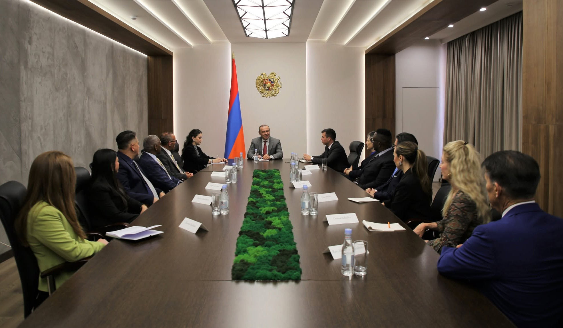 ԱԽ քարտուղարը Save Armenia-ի պատվիրակության անդամների հետ քննարկել է ՀՀ-ԱՄՆ երկկողմ հարաբերությունների օրակարգը
