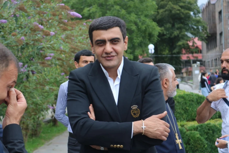 «Միայնակ էլ կհաղթեմ». Առուշ Առուշանյանը ՔՊ-ականների կարիքը չունի. «Հրապարակ» 