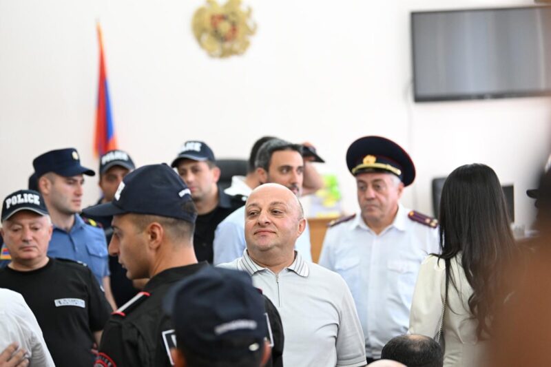 Արթուր Սարգսյանը կմնա տնային կալանքում, դատարանը անձեռնմխելիությունը համարեց հաղթահարված