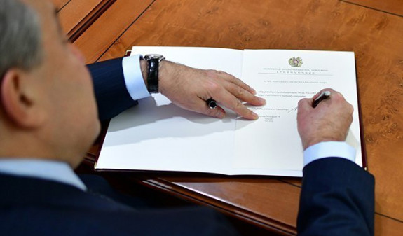 ՀՀ նախագահը զինված ուժերում նոր նշանակումների հրամանագրեր է ստորագրել
