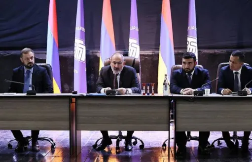 Կապանում թեժ է. ՔՊ ղեկավարությունը թույլ չի տվել հաշվել ձայները․ «Հրապարակ»