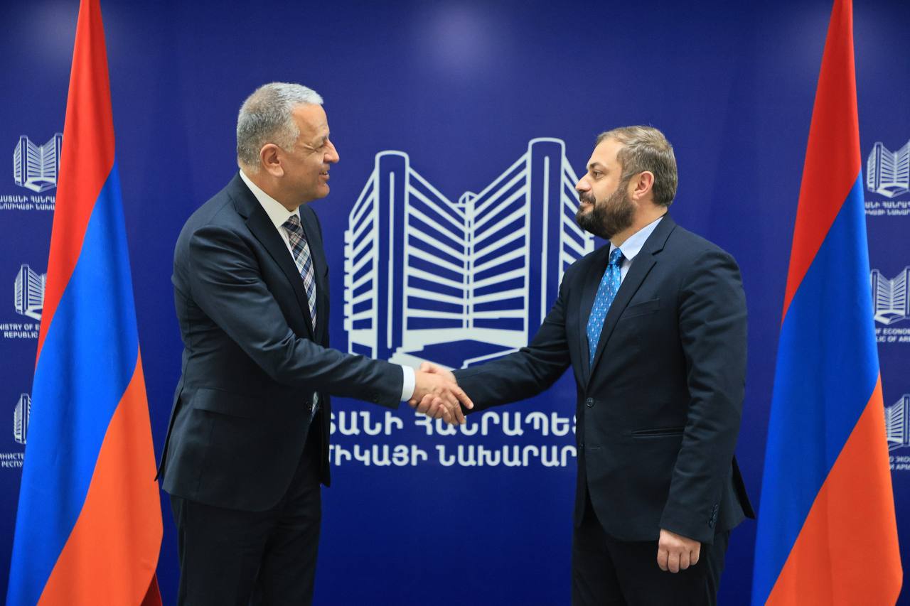 Գևորգ Պապոյանն ընդունել է ԵՄ պատվիրակության ղեկավար, դեսպան Վասիլիս Մարագոսին