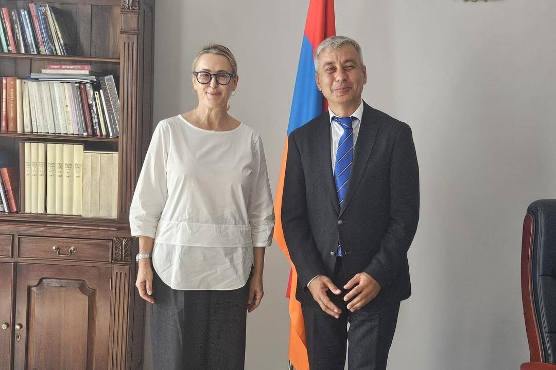 Իտալիան կարող է կարևոր դեր խաղալ Հայաստան-Ադրբեջան երկխոսության հարցում. Վլադիմիր Կարապետյանն ու Դեբորա Բերգամինը քննարկում են ունեցել