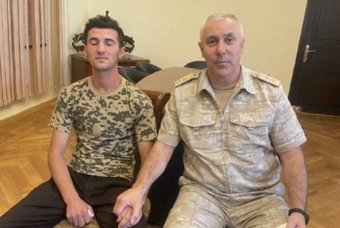 Рустам Мурадов посетил в Степанакерте азербайджанского военнослужащего Джамиля Бабаева