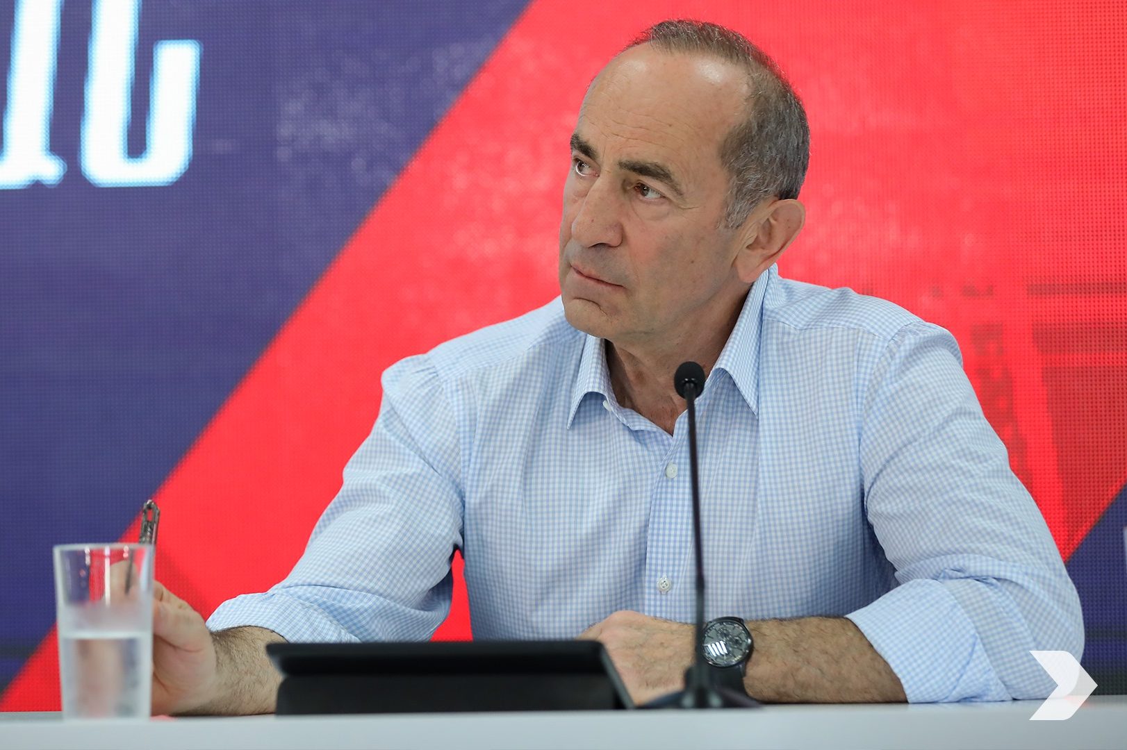 Ռոբերտ Քոչարյանը բանակցային գործընթացում Նիկոլ Փաշինյանին համարեց «չոքած մարդ»