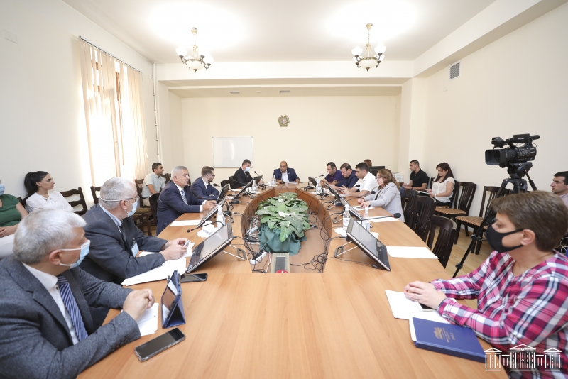 Հանձնաժողովը քննարկեց համայնքների խոշորացման գործընթացին վերաբերող օրենսդրական առաջարկը