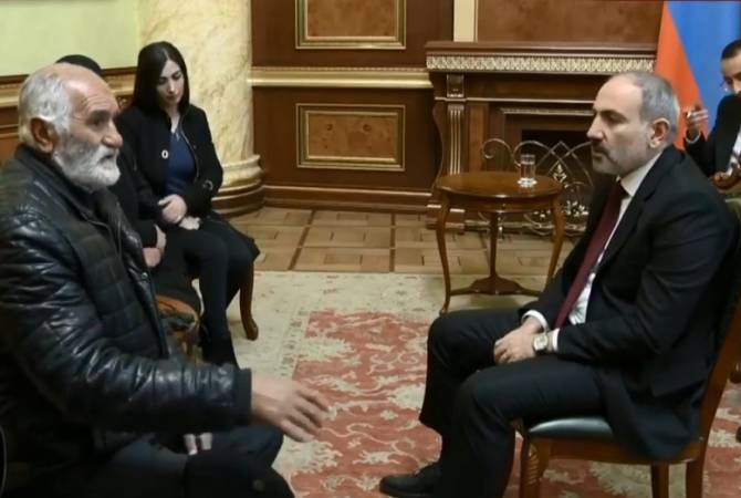 Վարչապետն ընդունեց  մահացած զինծառայող Արթուր Աջամյանի հարազատներին