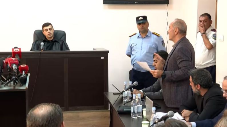 Հանցանքի մասին, պարոն Քոչարյան, հաղորդում ներկայացրեք. Դատավորը՝ ՀՀ երկրորդ նախագահին. 100 տոկոսով համաձայն եմ Ձեզ հետ
