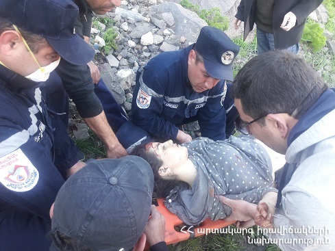 Փրկարարները դուրս են բերել Քասախի կիրճն ընկած քաղաքացուն (տեսանյութ) 