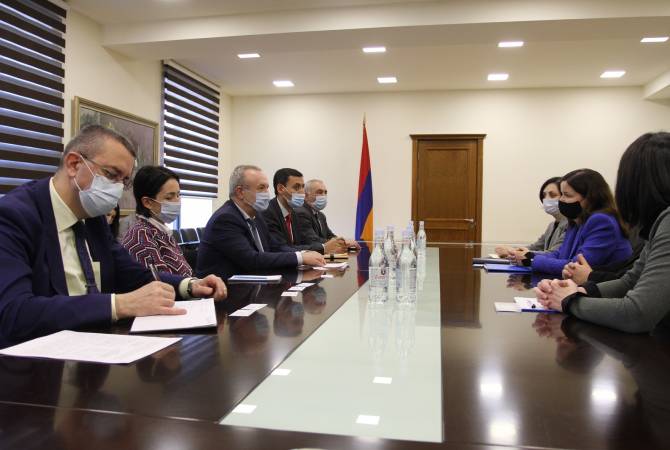Վահրամ Դումանյանն ու Քրիստինե Վայգանդը քննարկել են ԿԳՄՍՆ-ՄԱԿ-ի Մանկական հիմնադրամ գործընկերության ընդլայնմանն առնչվող հարցեր