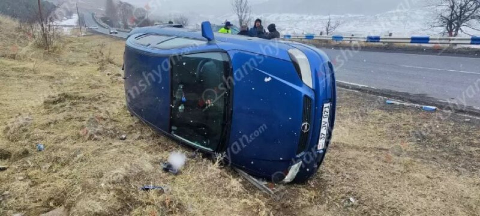 Ավտովթար՝ Լոռու մարզում. «Opel»-ը դուրս է եկել երթևեկելի գոտուց և կողաշրջվել. կա վիրավոր