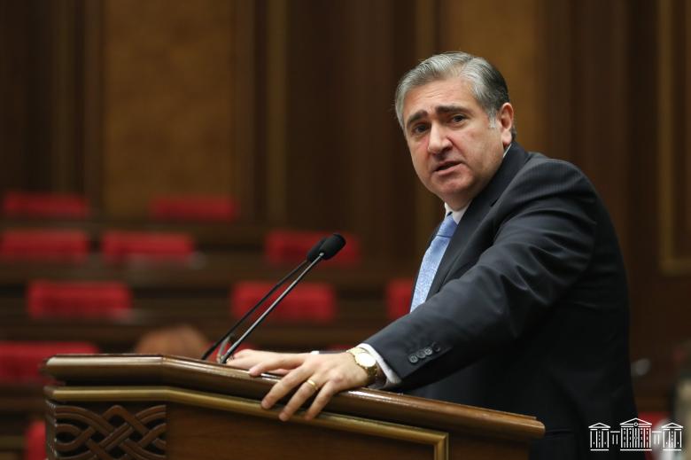 «ԵՄ-ին անդամակցելու գործընթացի մեկնարկի մասին» նախագիծը խայտառակ բլեֆ է. Արթուր Խաչատրյան
