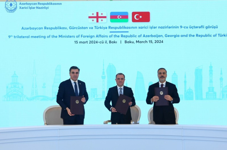 Ադրբեջանը, Թուրքիան ու Վրաստանը հաստատել են իրենց աջակցությունը Բաքվի ու Երևանի միջև հարաբերությունների կարգավորմանը