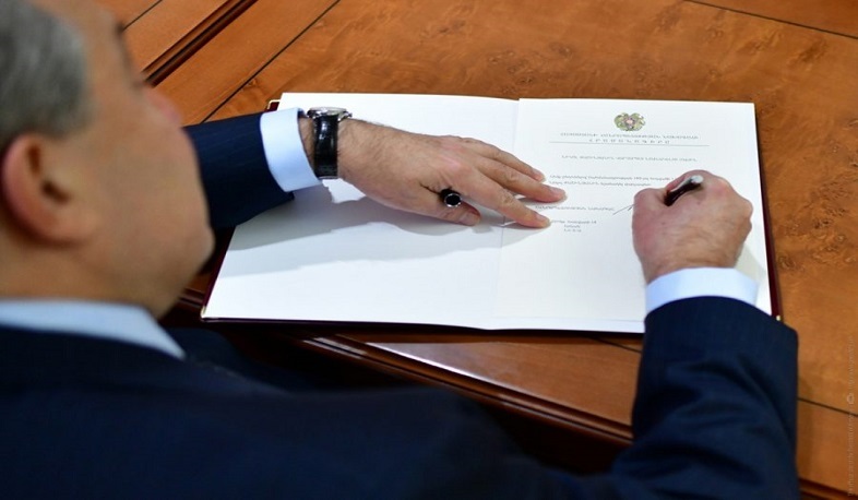 Արմեն Սարգսյանի հրամանագրով՝ Աշոտ Բալասանյանին շնորհվել է գեներալ-մայորի զինվորական կոչում