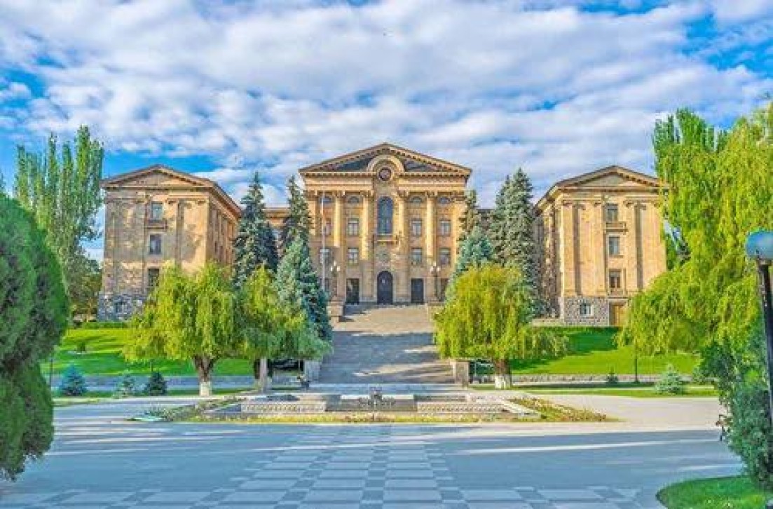 Նախընտրական քարոզչության խախտում՝ ԱԺ ՔՊ-ական մի շարք պատգամավորների կողմից