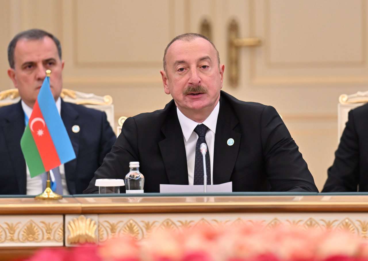Алиев заявил, что не видит серьезных препятствий для подписания мирного соглашения с Арменией