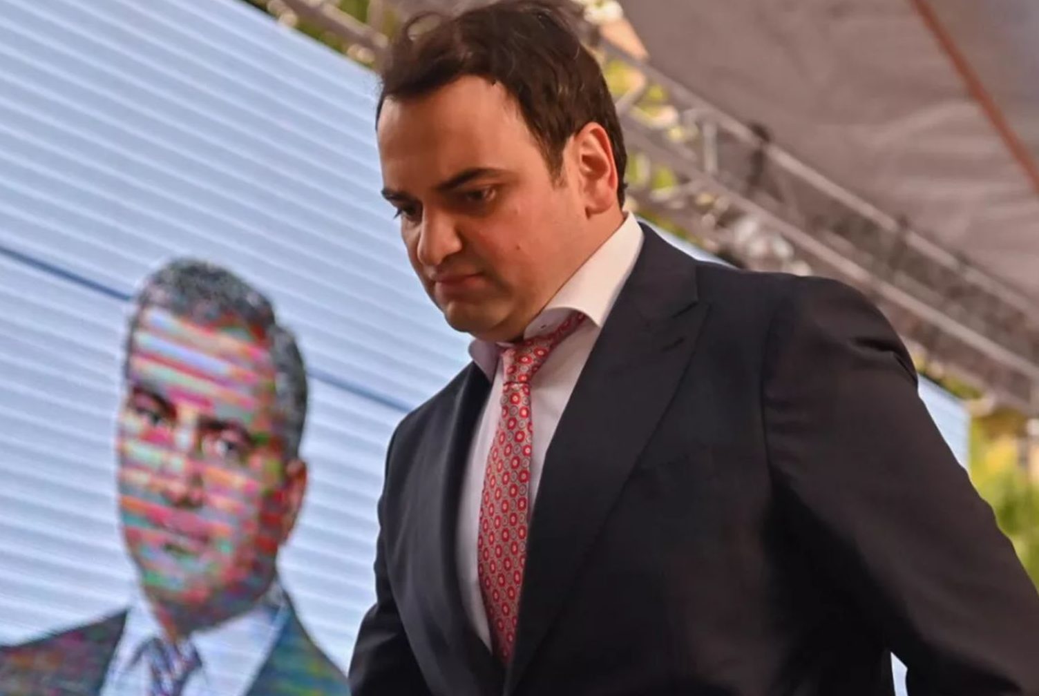 Փաշինյանն ուղիղ ասաց, որ Վեհափառի հետ կապված խնդիրը Արցախի անունը շոշափելը, հիշատակելն է. Նարեկ Կարապետյան