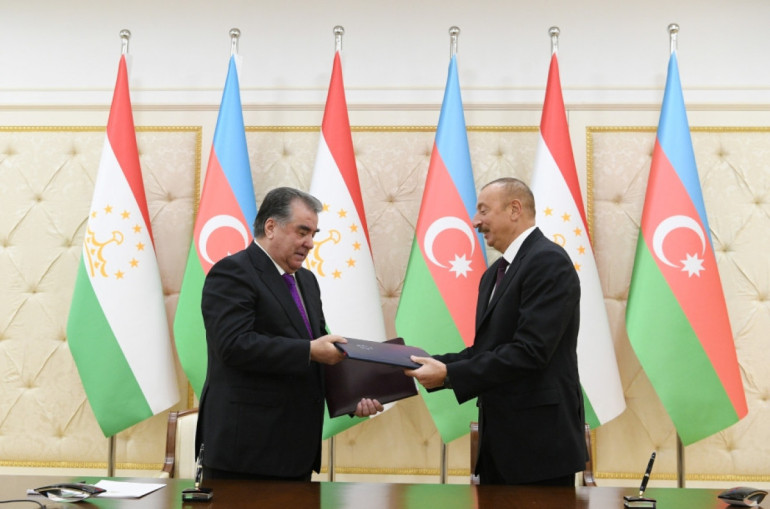 Ադրբեջանն ու Տաջիկստանը ռազմավարական համագործակցության հռչակագիր են ստորագրել