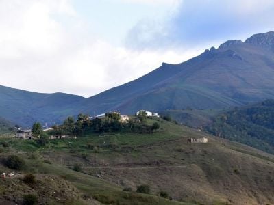 Գյուղում բանկոմատ չունենք, գումար չենք կարողանում կանխիկացնել․ երկկողմանի շրջափակված Լիսագորի գյուղապետ