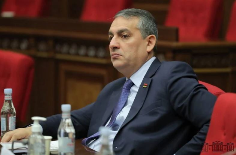 Պաշտոնները հավերժ չեն զբաղեցնում, սա բնական պրոցես է. Արմեն Խաչատրյան