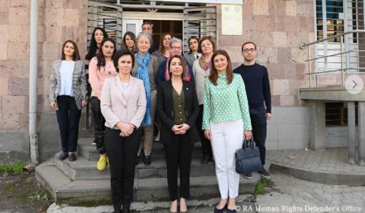 Քրիստիննե Գրիգորյանը ՄԱԿ-ի, Եվրամիության ներկայացուցիչների հետ այցելել է Կապանի ՄԻՊ ստորաբաժանում