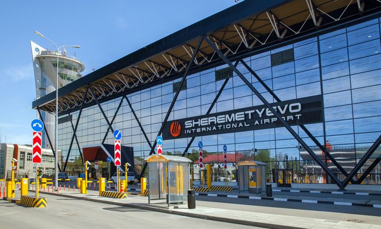 «Շերեմետևո» օդանավակայանում հայ ամուսիններ են ձերբակալվել՝ ուղևորներից մեկից 40 հազար դոլար գողանալու համար