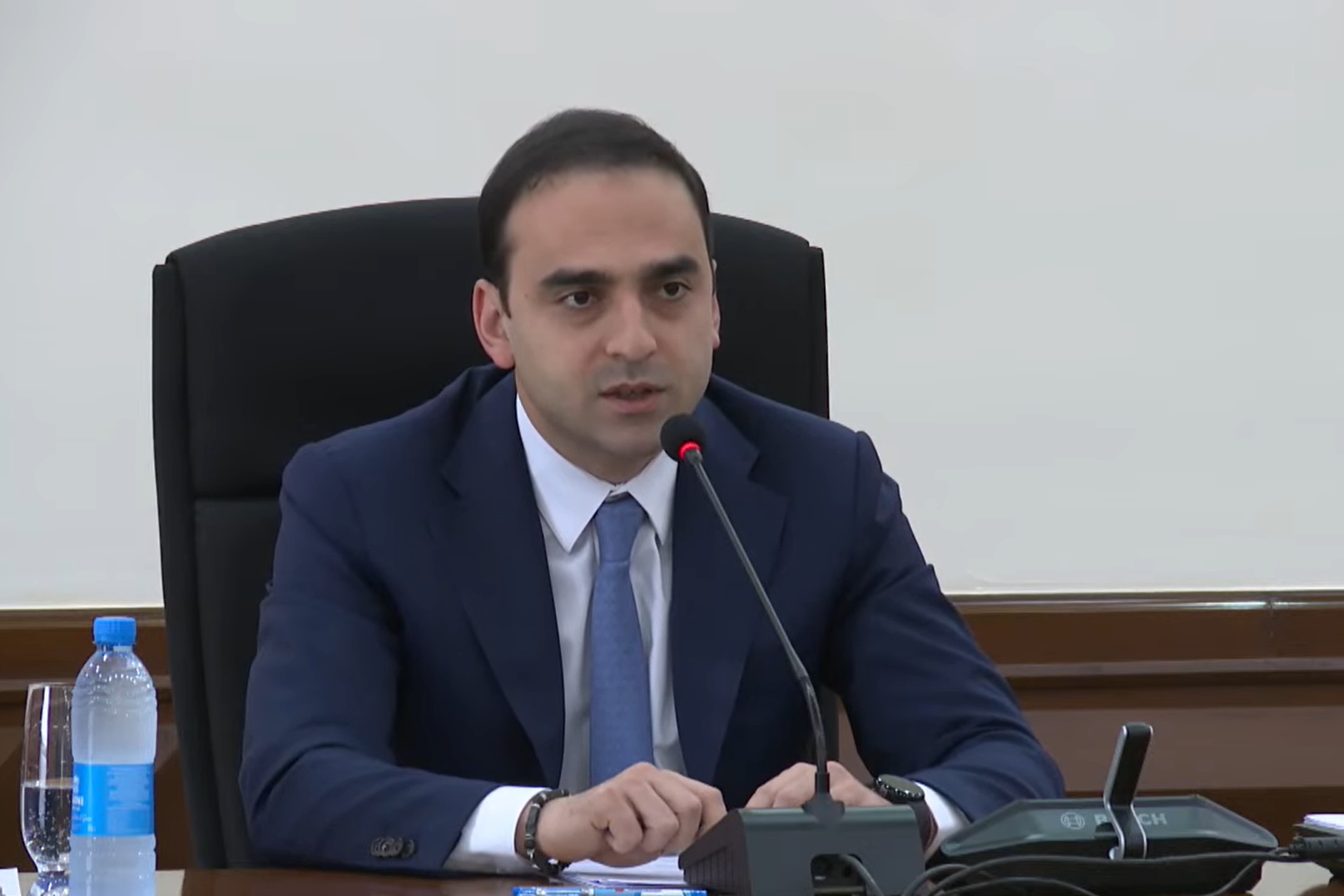 Երևանում խնդիրները գնալով շատանալու են, որովհետև բնակչությունն աճում է. արդեն 1,2 մլն մարդ կա. Ավինյան