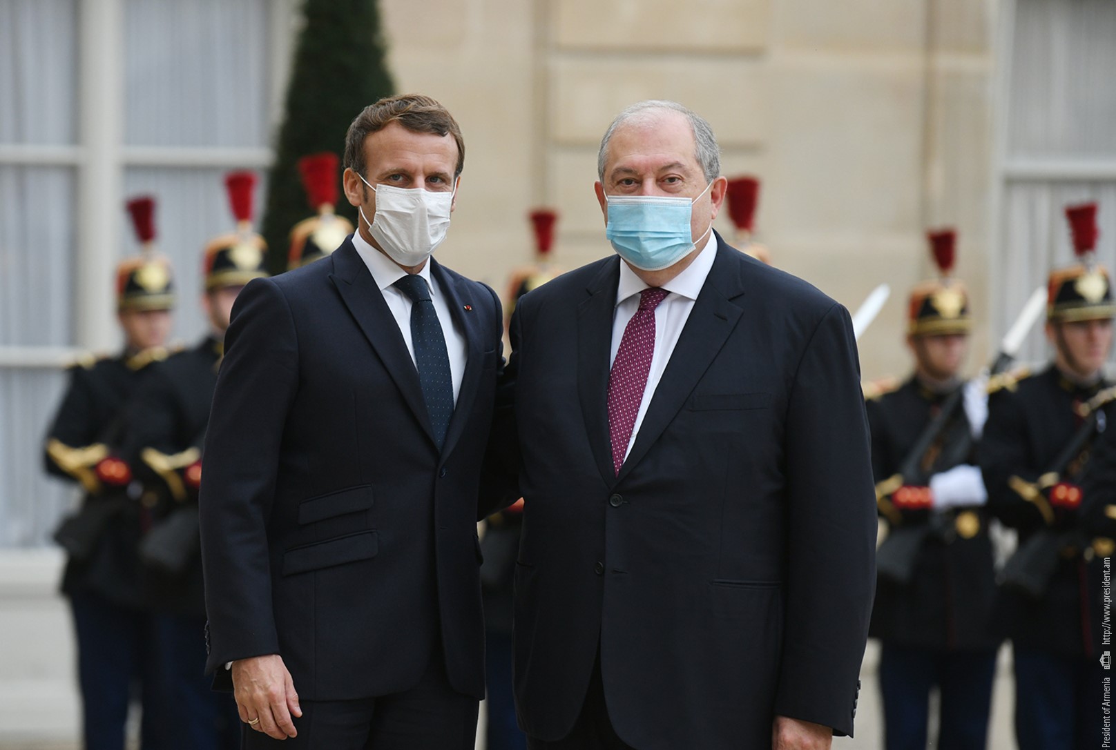 ՀՀ-ն բարձր է գնահատում խաղաղության ամրապնդմանն ուղղված Ֆրանսիայի ջանքերը. նախագահը շնորհավորել է Մակրոնին
