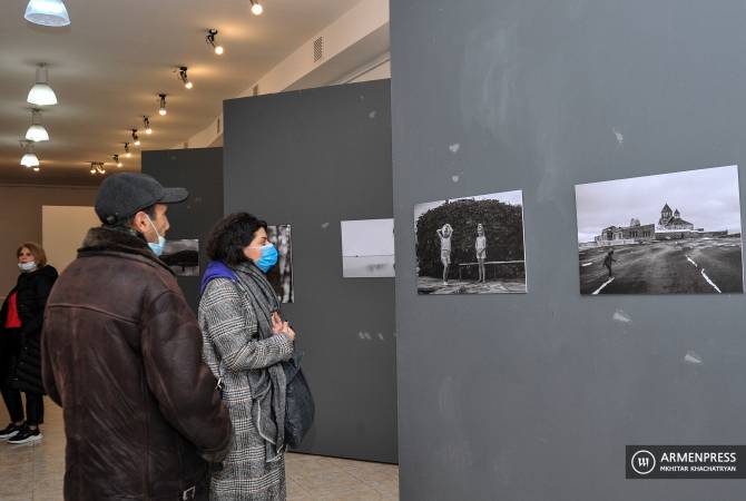 Կյանքն ինչպես որ կա. Երևանում բացվեց Սուրեն Սարումյանի «Ֆոտո-Արցախ» լուսանկարների ցուցահանդեսը