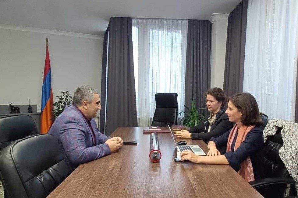Բաբկեն Սեդրակյանը, Օլգա Կուկուն և Կարին Ֆրուն քննարկել են Երևանի մետրոպոլիտենի արդիականացման ծրագրերը