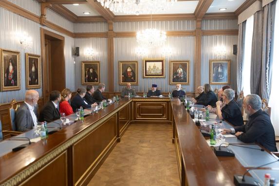 Կաթողիկոսը Մայր Աթոռում ընդունել է «Կարիտաս Գերմանիա» կազմակերպության պատվիրակությանը