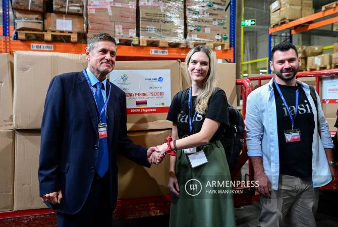 Հունաստանը մարդասիրական օգնություն է ուղարկել Հայաստան ԼՂ-ից բռնի տեղահանված անձանց համար