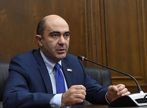 Էդմոն Մարուքյանն առաջարկում է Միքայել Սրբազանին առաջադրել վարչապետի թեկնածու