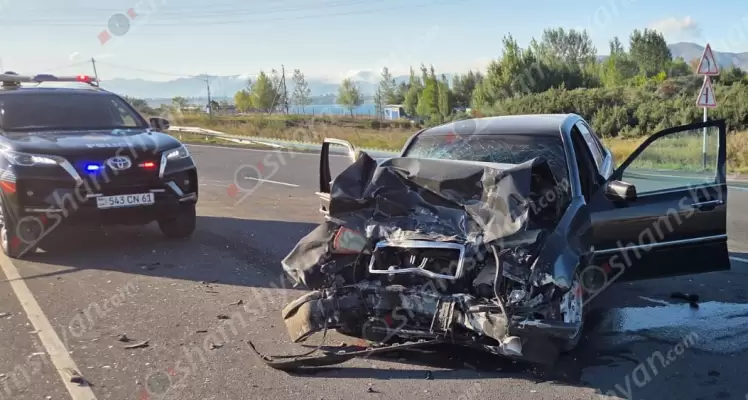 Չկալովկայում բախվել են «Mercedes»-ն ու «Nissan»-ը. կան վիրավորներ