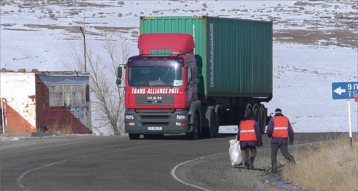 Միջպետական և հանրապետական նշանակության ճանապարհներին կատարվում են ընթացիկ սպասարկման աշխատանքներ
