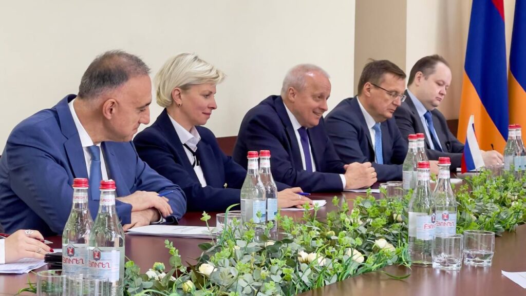 ՀՀ-ում Ռուսաստանի դեսպանը Լոռիում էր, մարզպետի հետ քննարկել է տնտեսական համագործակցության հարցեր