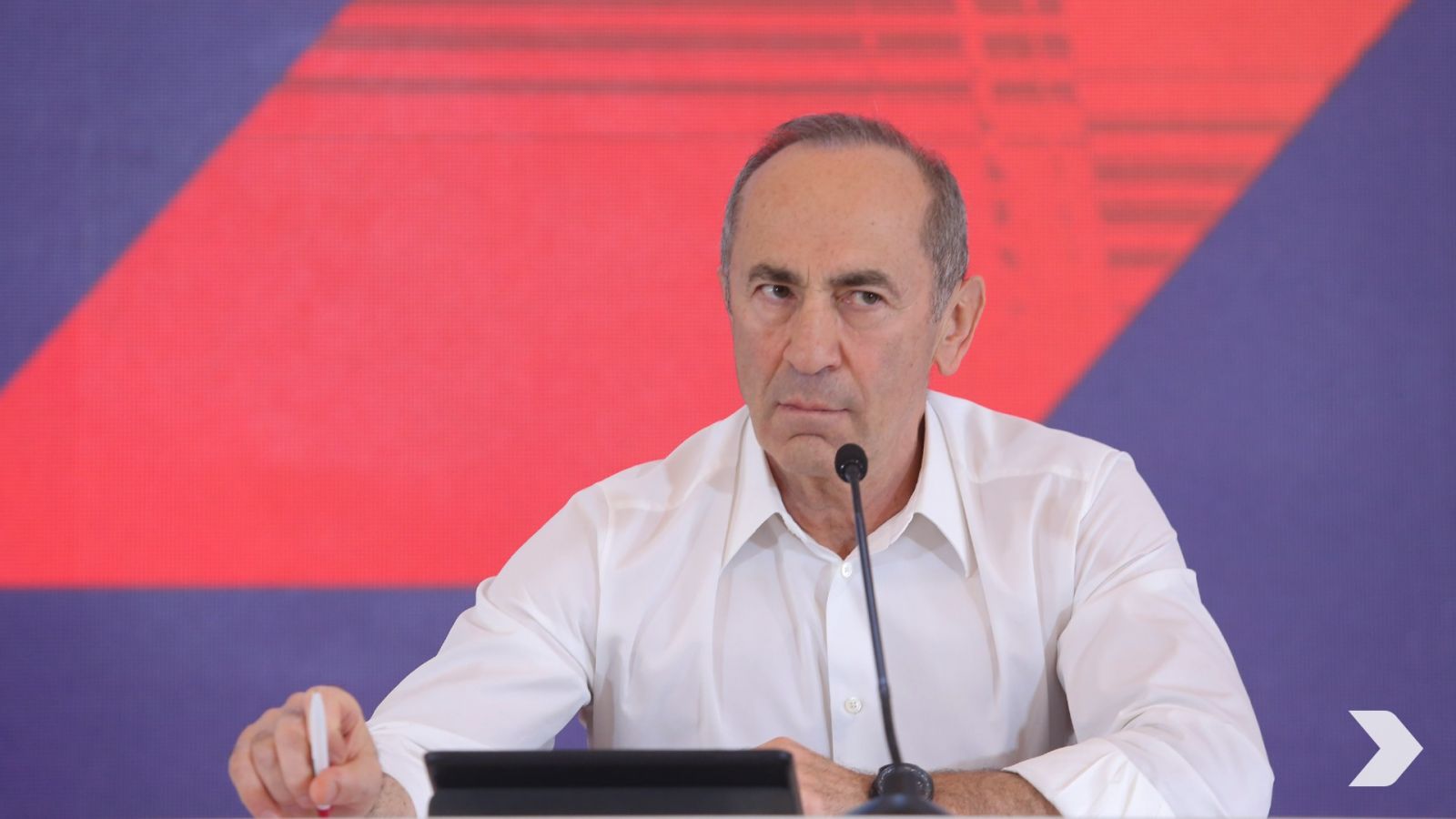 Թուղթ և գրիչ վերցնել, անջատել հանրային հեռուստատեսությունն ու Սորոսի լրատվամիջոցները. Քոչարյանի առաջարկը՝ քաղաքացիներին